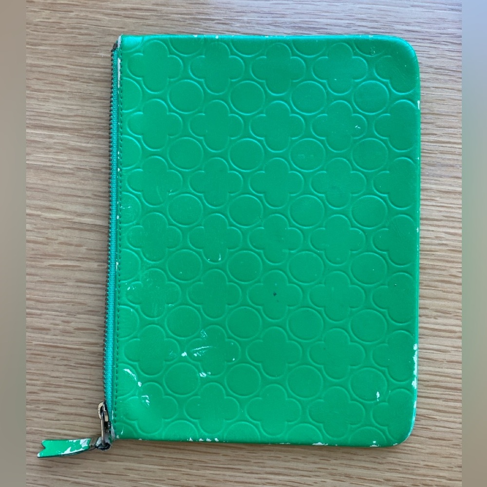Comme de Garçon green leather pouch